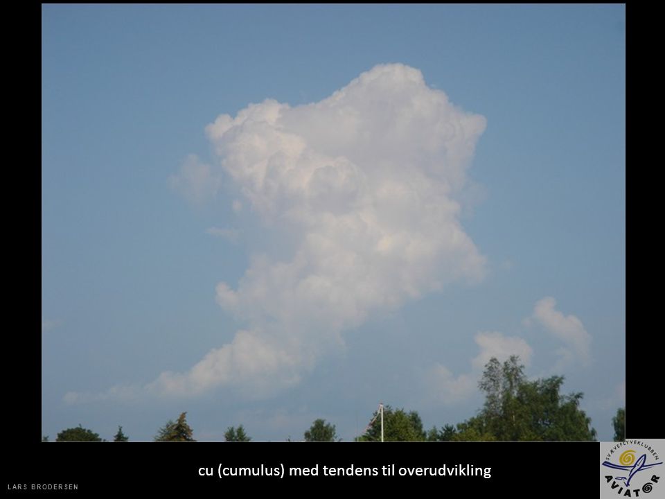 cu (cumulus) med tendens til overudvikling